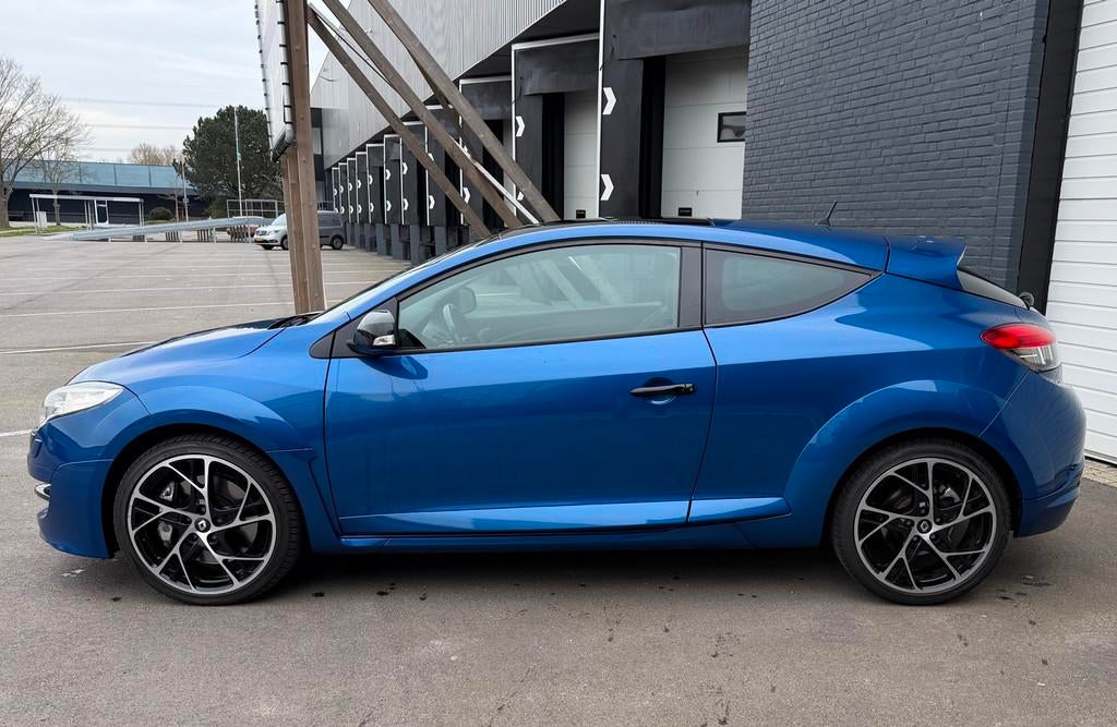 Renault Mégane Coupé 2.0 RS Turbo 250 PANO/VOLONDERHOUD/CL, Voorwielaandrijving, Gebruikt, Zwart, 4 cilinders