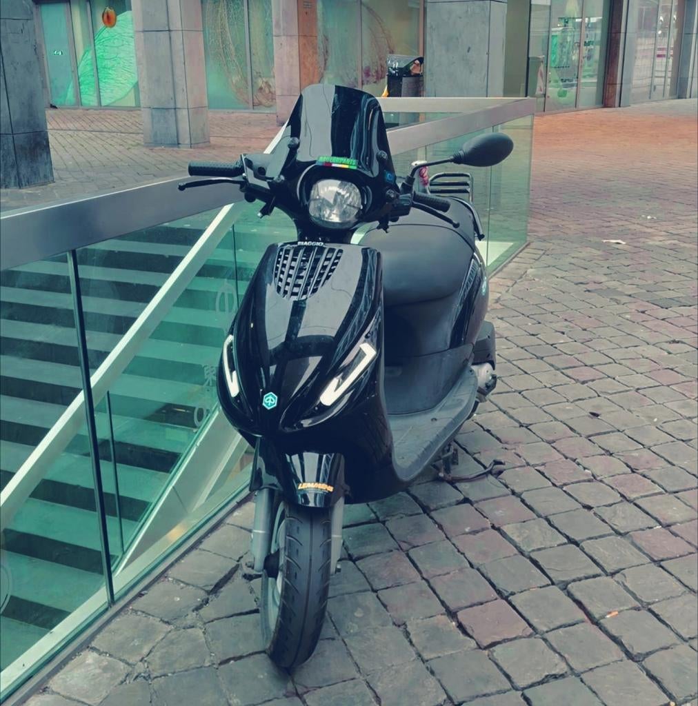 Piaggio Zip 4takt - orginele staat met veel opties!, Ophalen, Zip, Zo goed als nieuw, Benzine