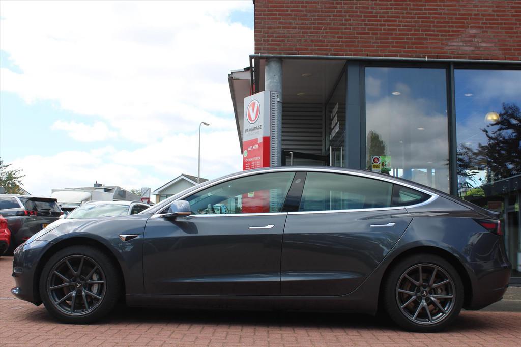 TESLA Model 3 Standard Plus RWD | Orig NL | Auto- Pilot |, Automaat, 238 pk, Gebruikt, Zwart