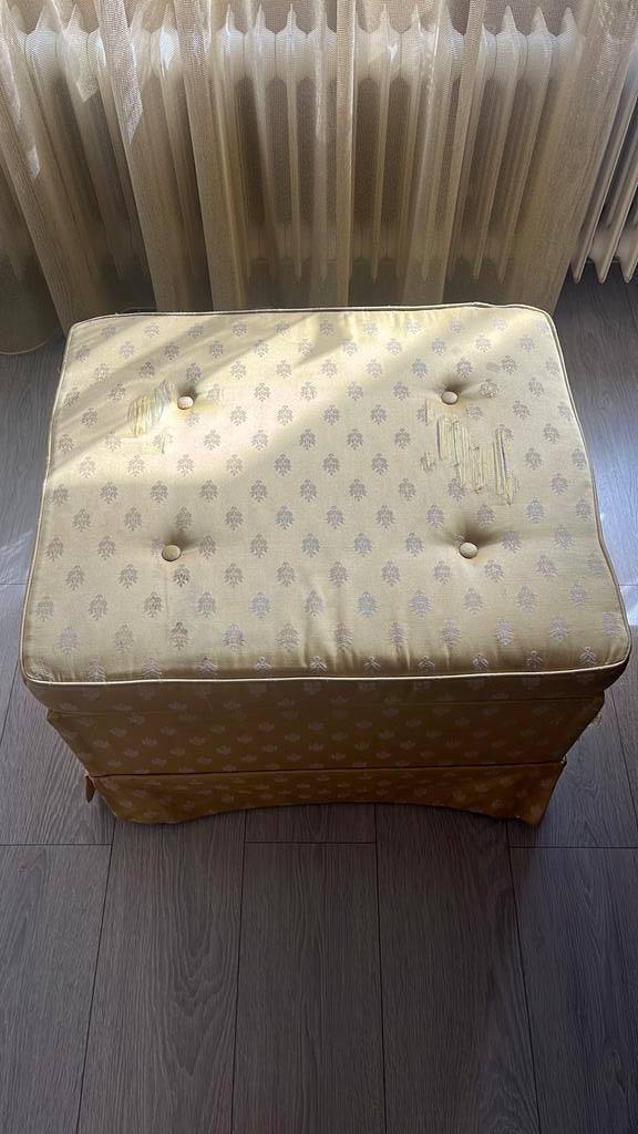 Hocker, Ophalen, Gebruikt, 50 tot 75 cm, Stof