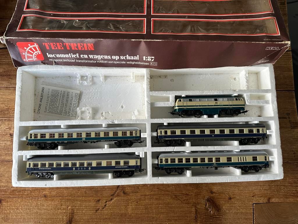 HEMA Lima DB/DSG locomotief en rijtuigen (H0) 88.15.3417, Hobby en Vrije tijd, Modeltreinen | H0, Gebruikt, Gelijkstroom, Wagon
