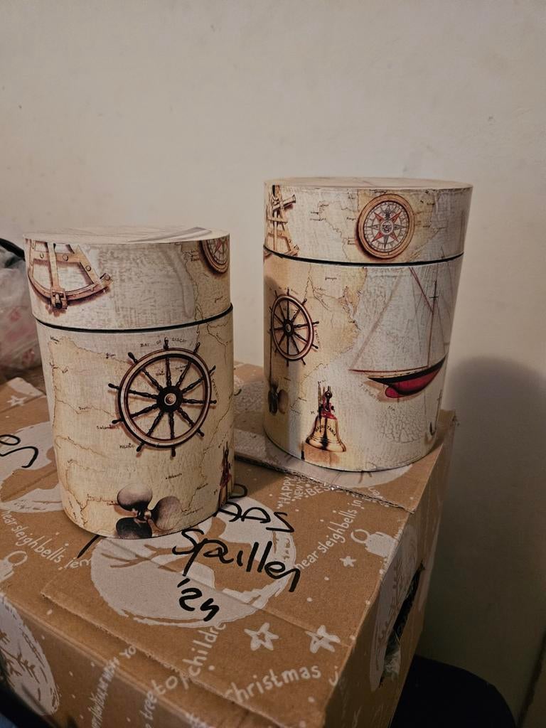 2 leuke opbergbussen maritiem, Verzamelen, Scheepvaart, Ophalen of Verzenden, Motorboot of Zeilboot