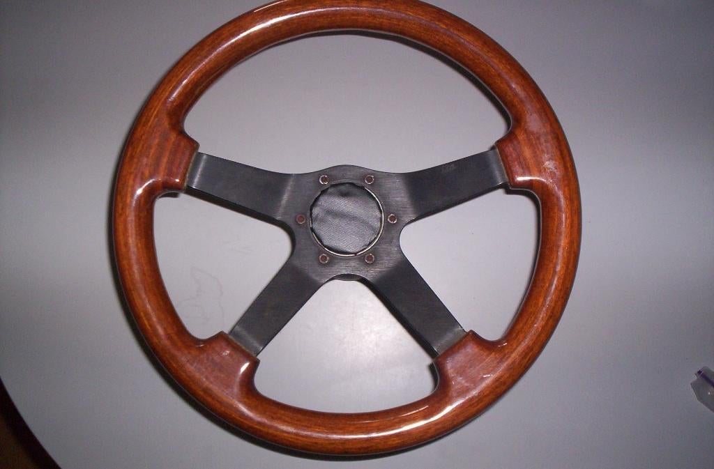 BMW houten stuurwiel Nardi mahoniehout, Auto-onderdelen, Verzenden, Nieuw, BMW