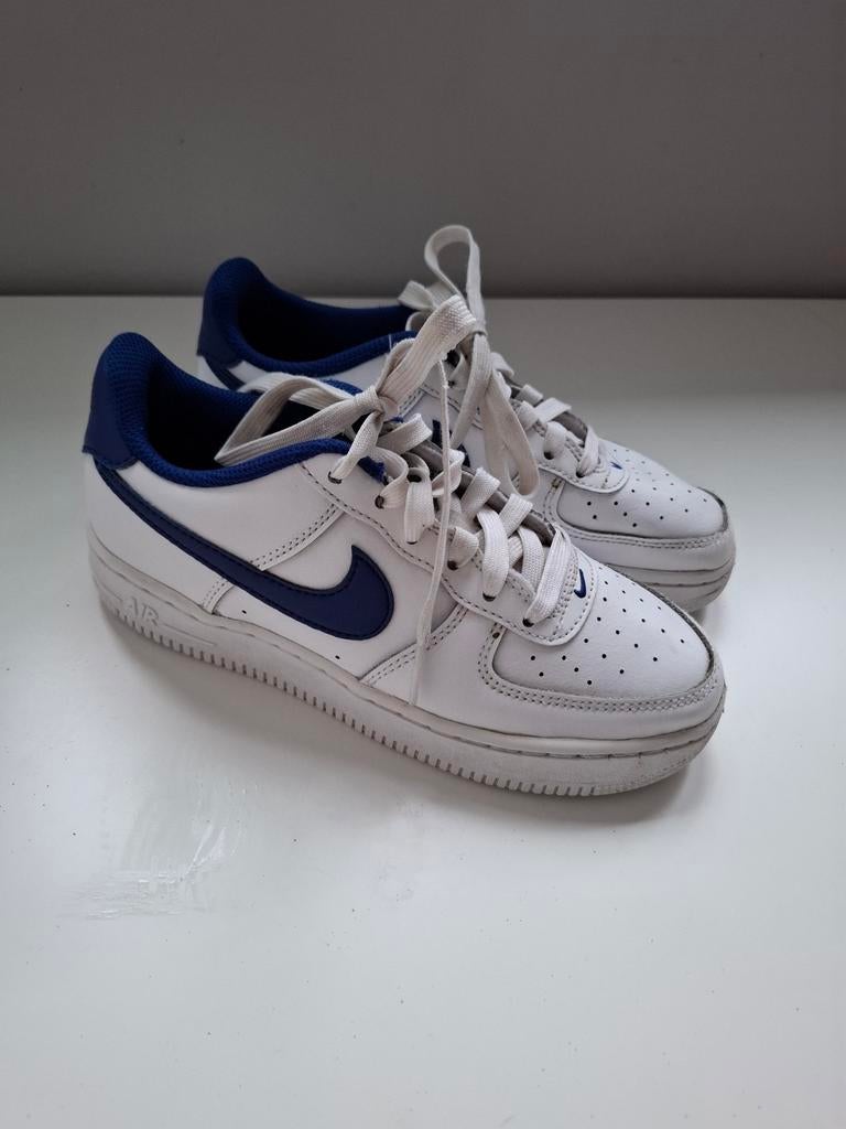 Nike Air Force 1 - Maat 36, Gebruikt, Jongen of Meisje, Schoenen, Ophalen of Verzenden