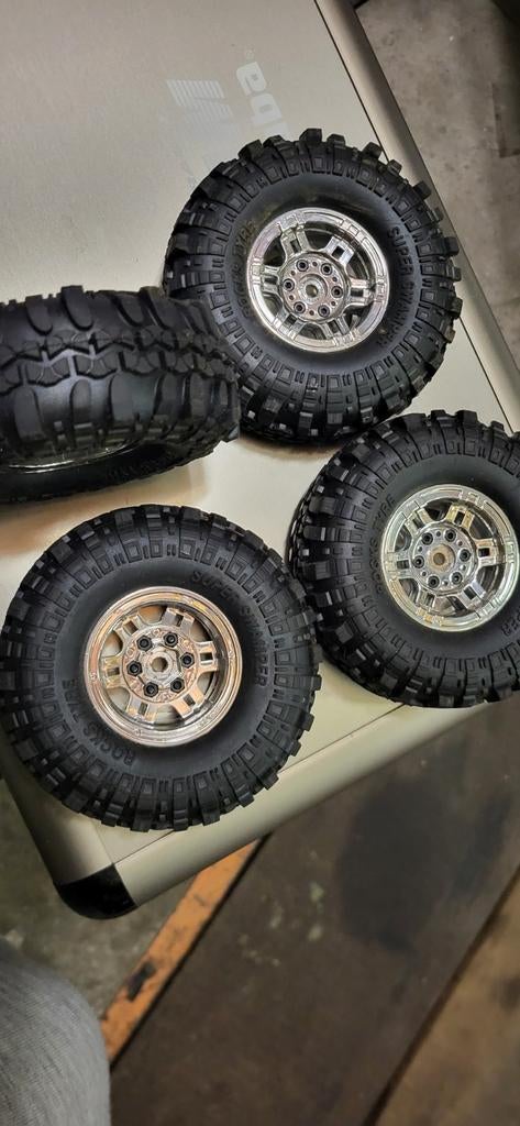 Crawler super swampers zgan 1/10, Ophalen of Verzenden, Zo goed als nieuw, Schaal 1:10, Onderdeel