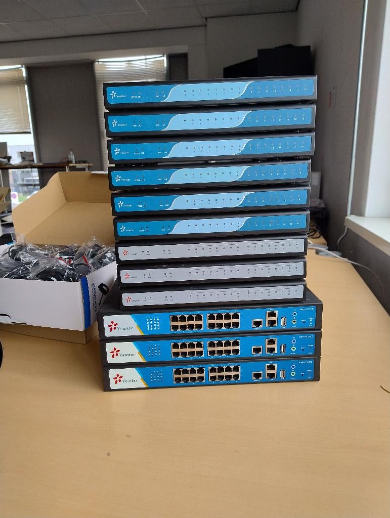 12 x Yeastar IP PBX met benodigheden, Ophalen of Verzenden, Gebruikt, Overige typen