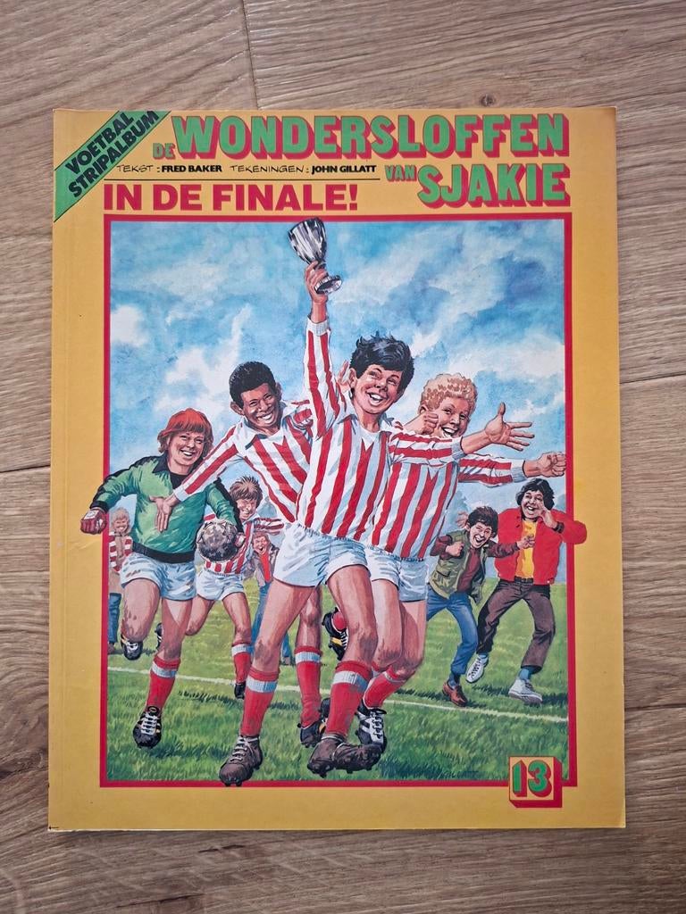 De wondersloffen van Sjakie in de finale, Eén stripboek, Ophalen of Verzenden, Zo goed als nieuw, Fred Baker