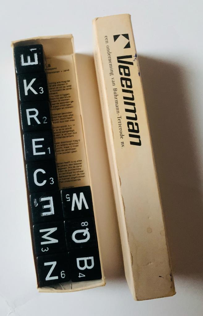 Veenman ABC in typen - Vintage Reisspel woorden maken boggle, Hobby en Vrije tijd, Gezelschapsspellen | Overige, Vijf spelers of meer