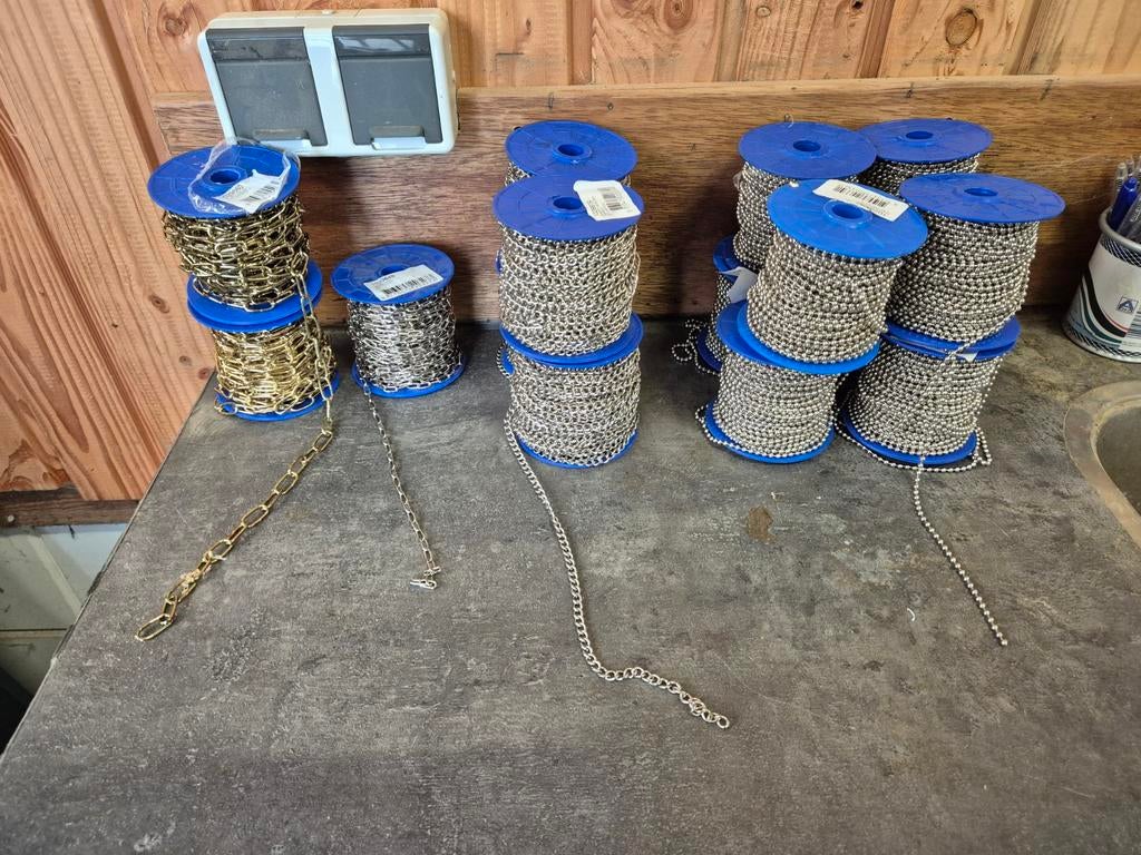 Decoratieve kettingen op rol  Nieuw ketting, Ophalen, Nieuw