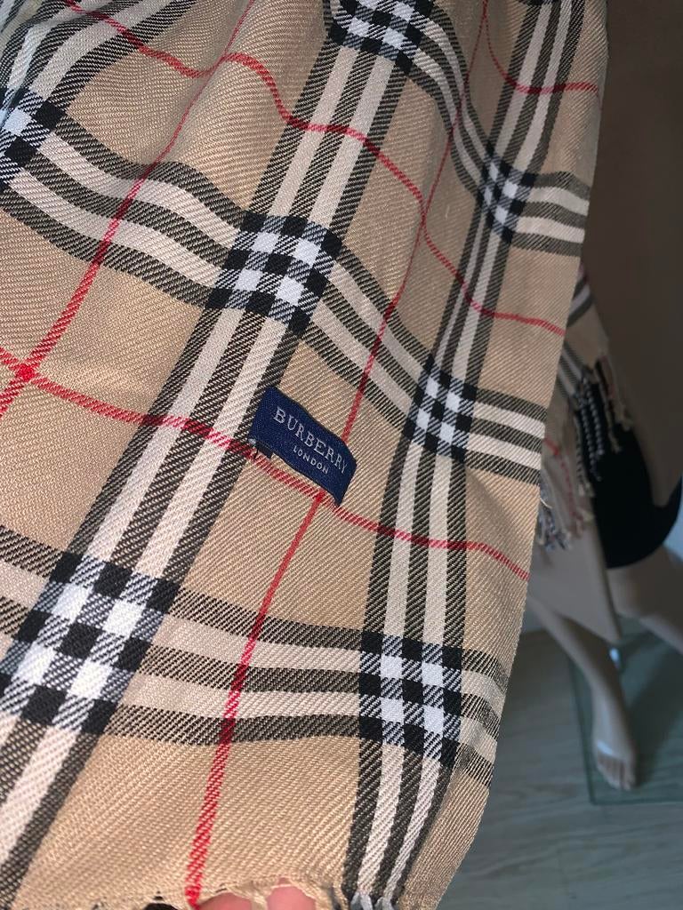 Burberry Sjaal - Klassiek en Stijlvol, Kleding | Heren, Ophalen of Verzenden, Zo goed als nieuw, Sjaal