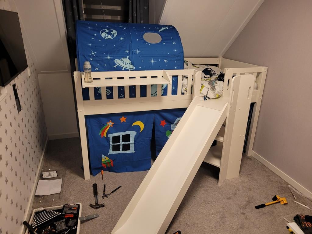 Scott Halfhoogslaper met Glijbaan zonder tent en gordijnen, Kinderen en Baby's, Kinderkamer | Stapelbedden en Hoogslapers, Ophalen