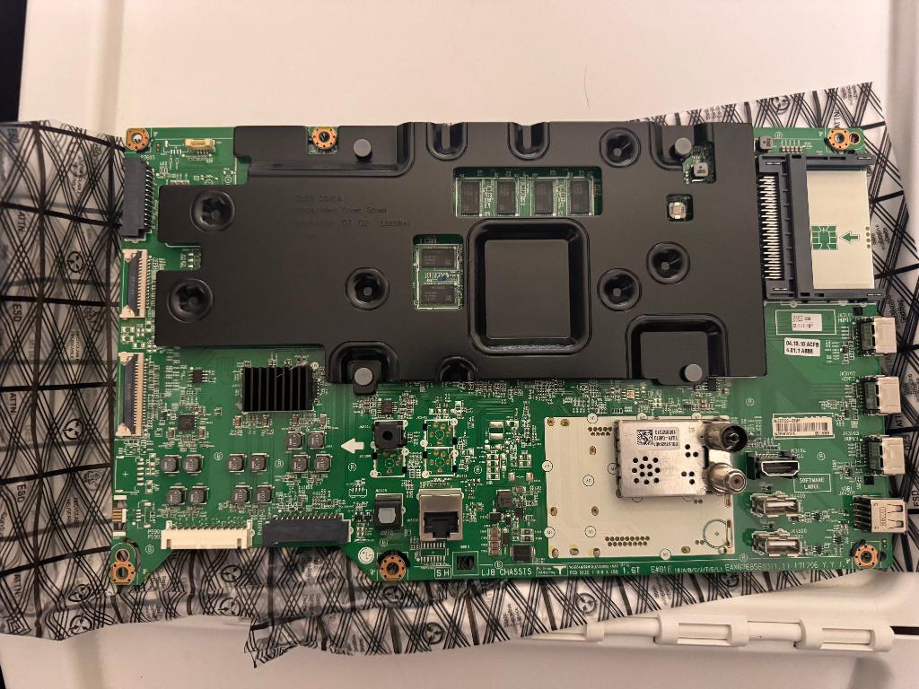 LG mainboard - eax67685603 - OLED65E8PLA, Audio, Tv en Foto, Televisie-accessoires, Ophalen of Verzenden, Refurbished