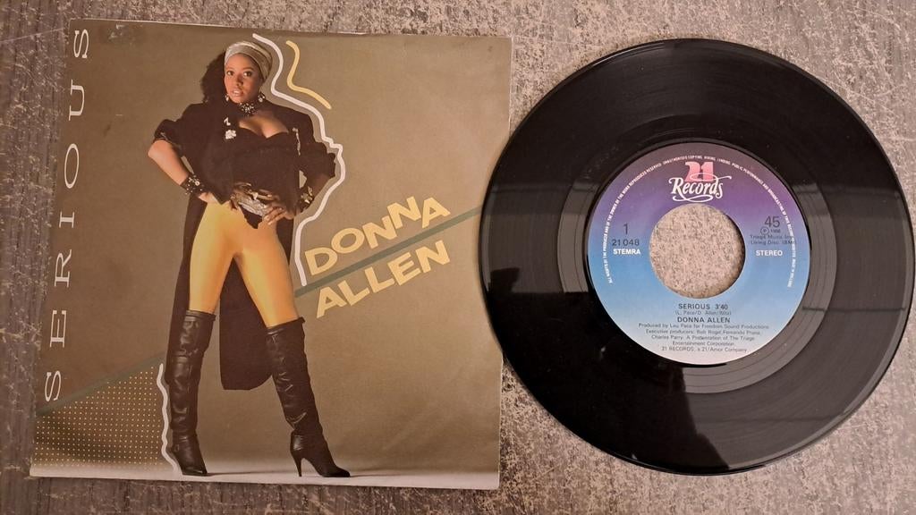 Donna allen  - serious, Gebruikt, 7 inch, Single, Ophalen of Verzenden