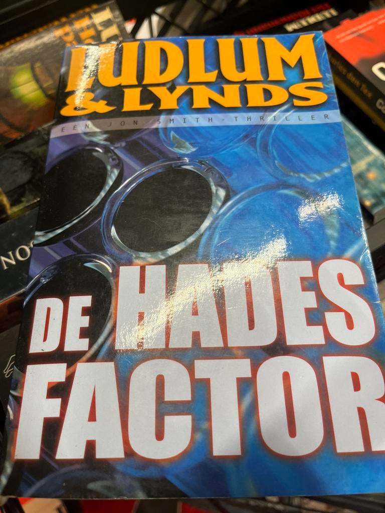 Gayle Lynds - De Altman Code, Ophalen of Verzenden, Zo goed als nieuw, Gayle Lynds; Robert Ludlum