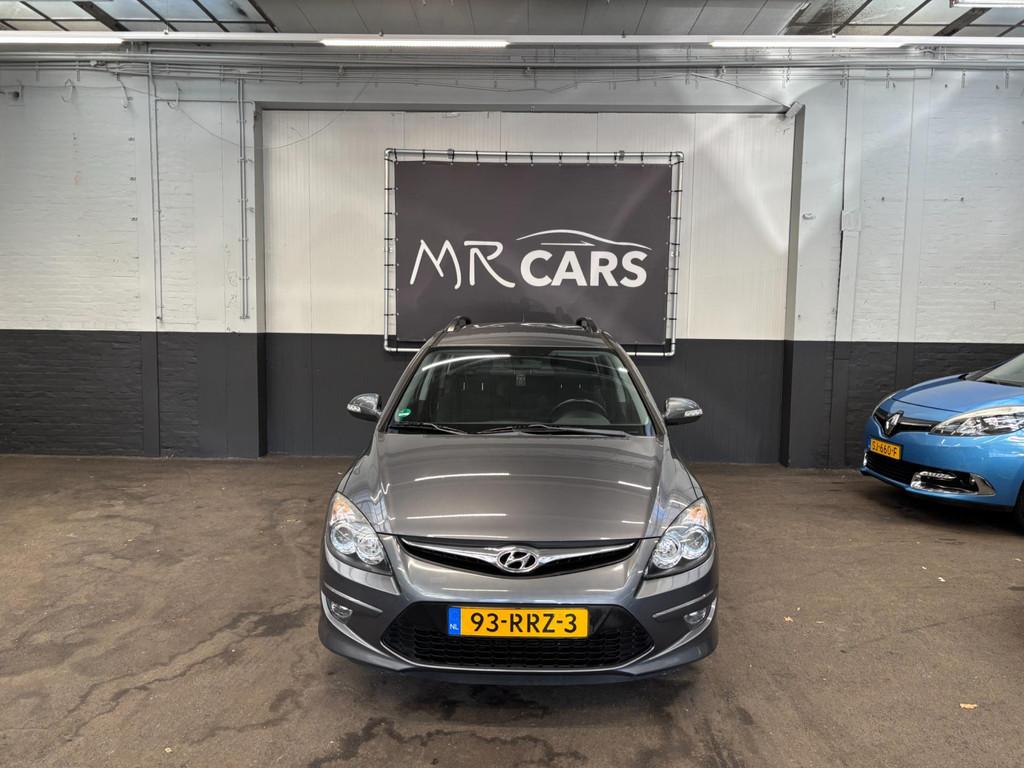 Hyundai I30 CW 1.4i i-Motion clima, Voorwielaandrijving, Euro 5, Stof, Gebruikt