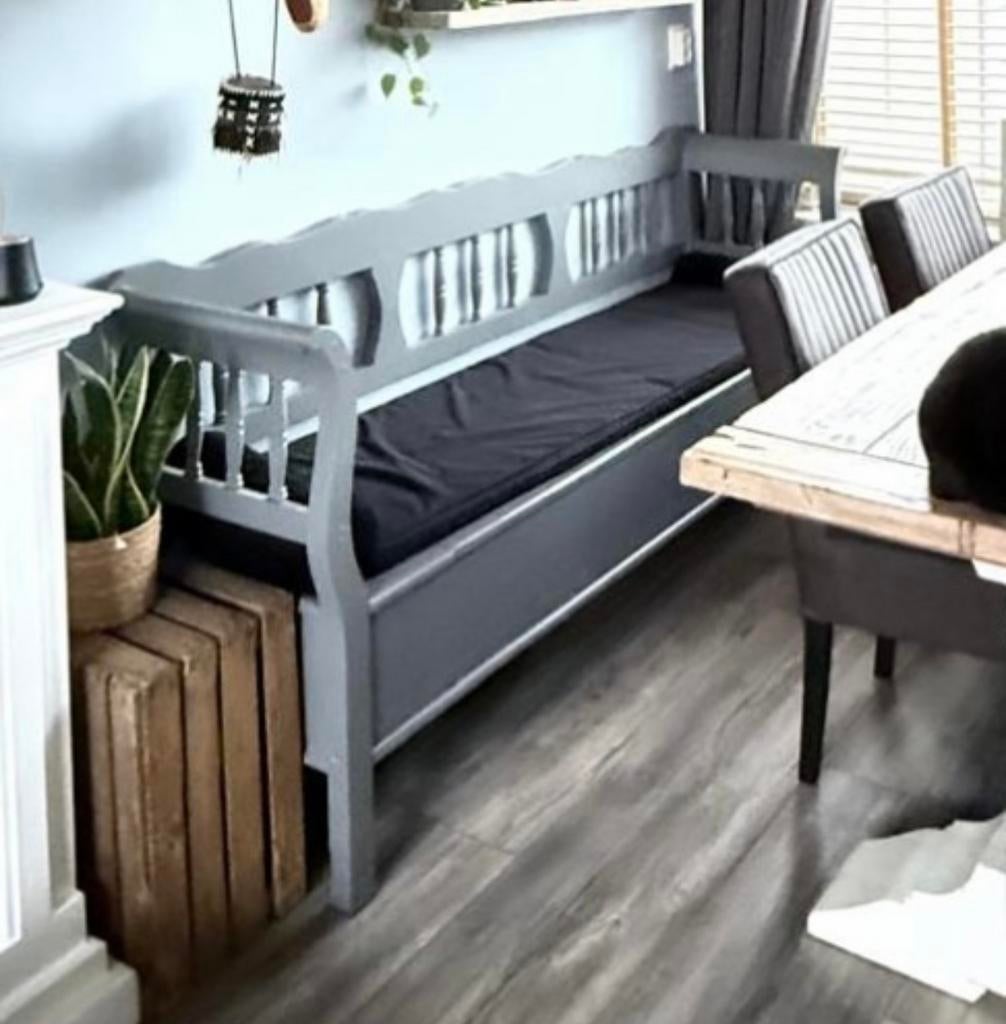 Te koop antieke klepbank met opbergruimte, Ophalen