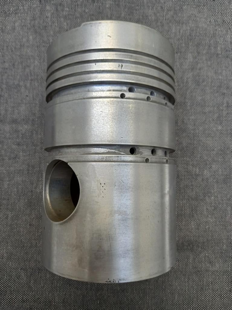 Oude KROMHOUT zuiger., Auto-onderdelen, Motor en Toebehoren, Ophalen of Verzenden, Gebruikt