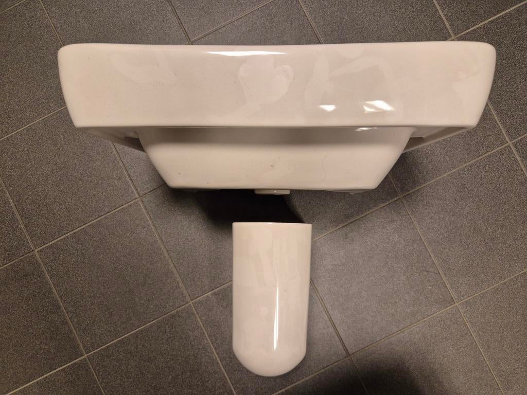 Wastafel met shifon kap 60 x 46 cm. Villeroy en Boch, Ophalen of Verzenden, Zo goed als nieuw