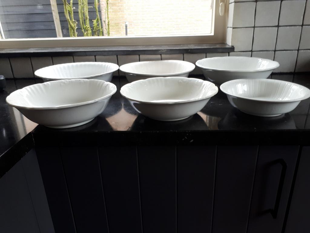 Brocante mooie oude schalen., Ophalen