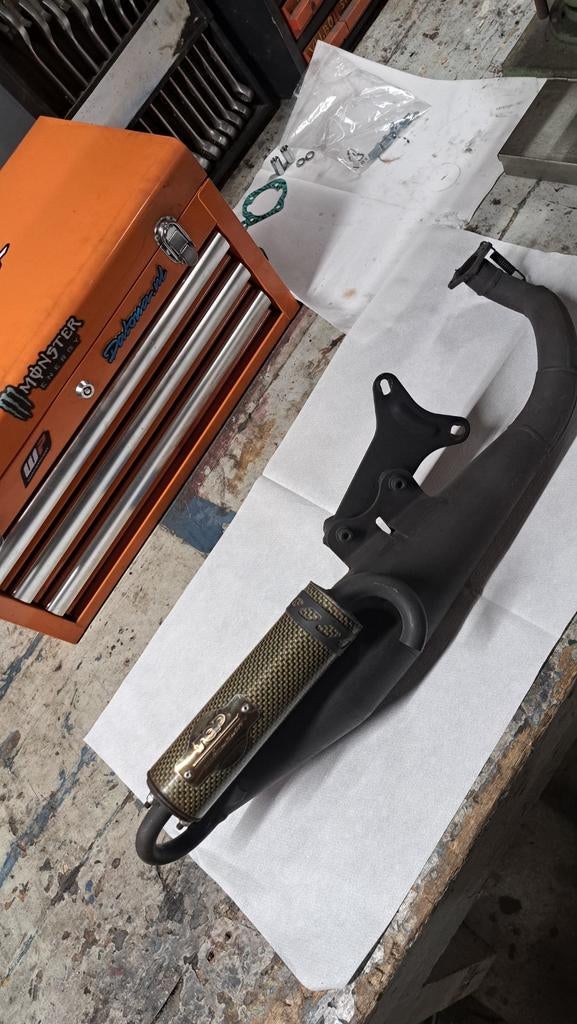 Minarelli uitlaat Top Performance 70cc met Kevlar demper, Ophalen of Verzenden, Zo goed als nieuw, Uitlaat, Yamaha