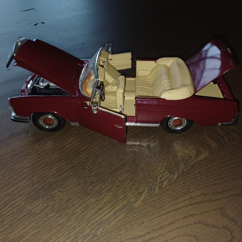 Mercedes-Benz modelauto, Ophalen of Verzenden, Zo goed als nieuw, Auto