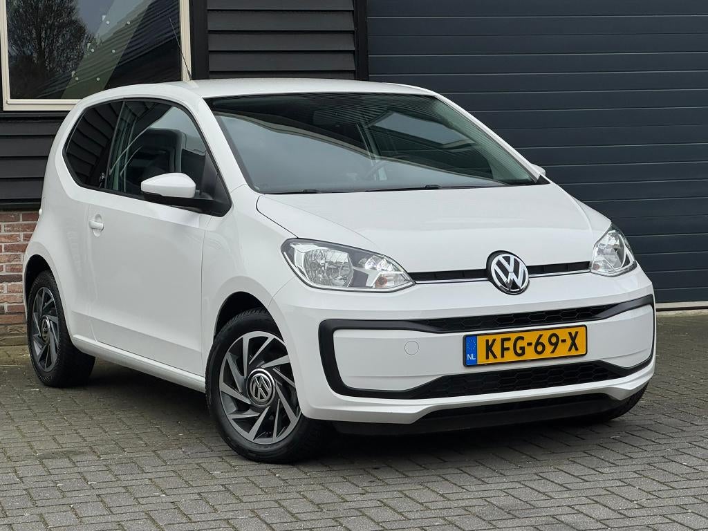 VW Up! 1.0 Sound 3 deurs, Airco, L.M. Velgen, 2017, Voorwielaandrijving, Stof, Bedrijf, Handgeschakeld