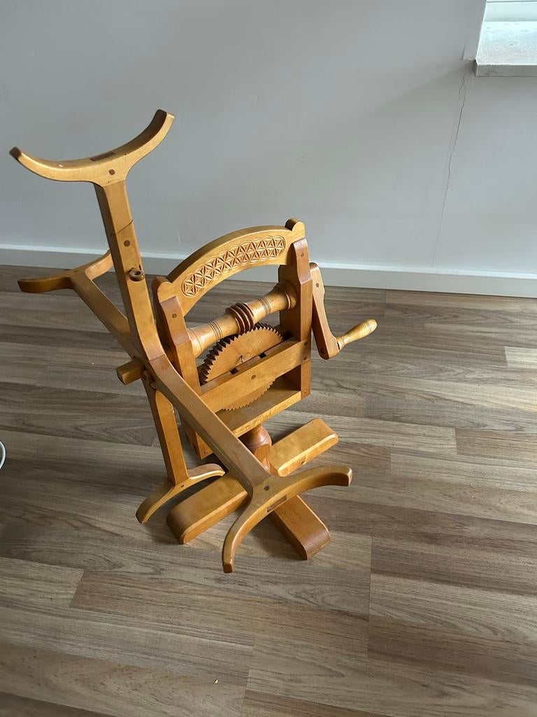 Antieke Houten Wolmolen - Decoratief en Functioneel, Hobby en Vrije tijd, Ophalen, Gebruikt, Overige typen