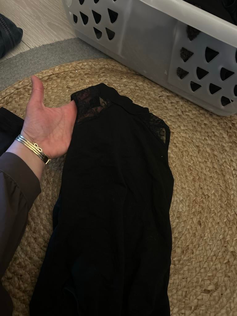 Zwart turnpakje met kant, Ophalen of Verzenden, Gedragen, Zwart, Overige typen