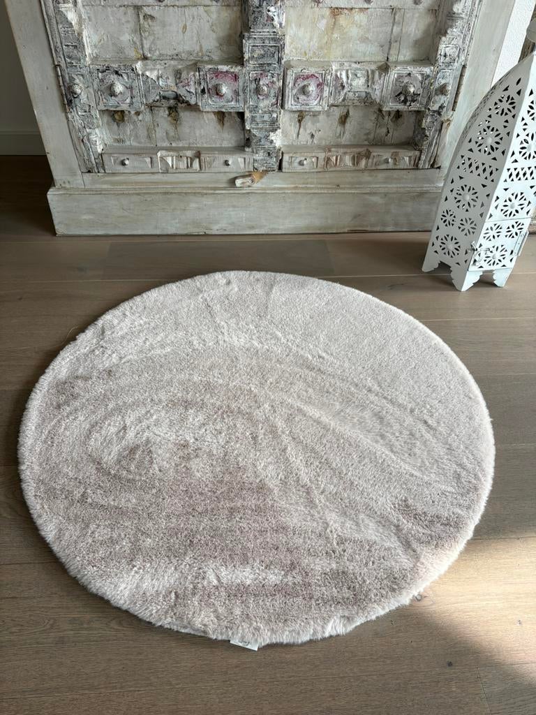 Beige fake fur kleed ø 90cm, 50 tot 100 cm, Beige, Zo goed als nieuw, Rechthoekig