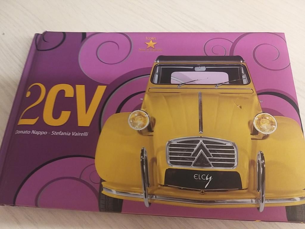 Hardcover boek Citroën 2cv Dolly Mehari Dyane Caban 250AK, Boeken, Auto's | Boeken, Zo goed als nieuw, Citroën, Ophalen of Verzenden