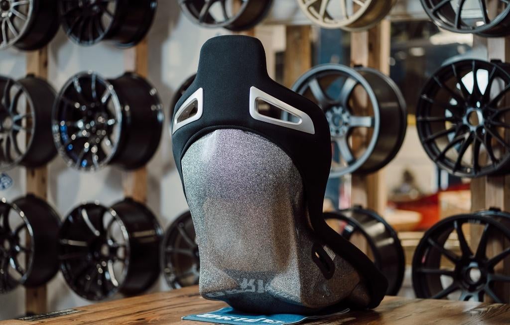 Bride A.I.R. kuipstoel sportstoel (zwart of rood), Auto diversen, Ophalen of Verzenden