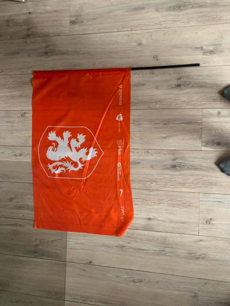 Vlaggetje van Nederlands elftal, Verzenden, Zo goed als nieuw