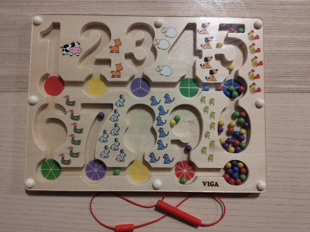 Magnetic tracking toy for calculationa, Ophalen, Puzzelen