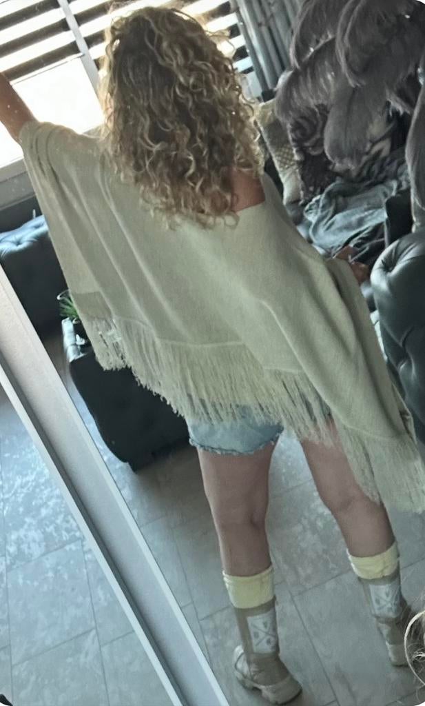 Moost Wanted poncho met franjes , ecru , XL, Kleding | Dames, Ophalen of Verzenden, Nieuw, Maat 42/44 (L), Beige