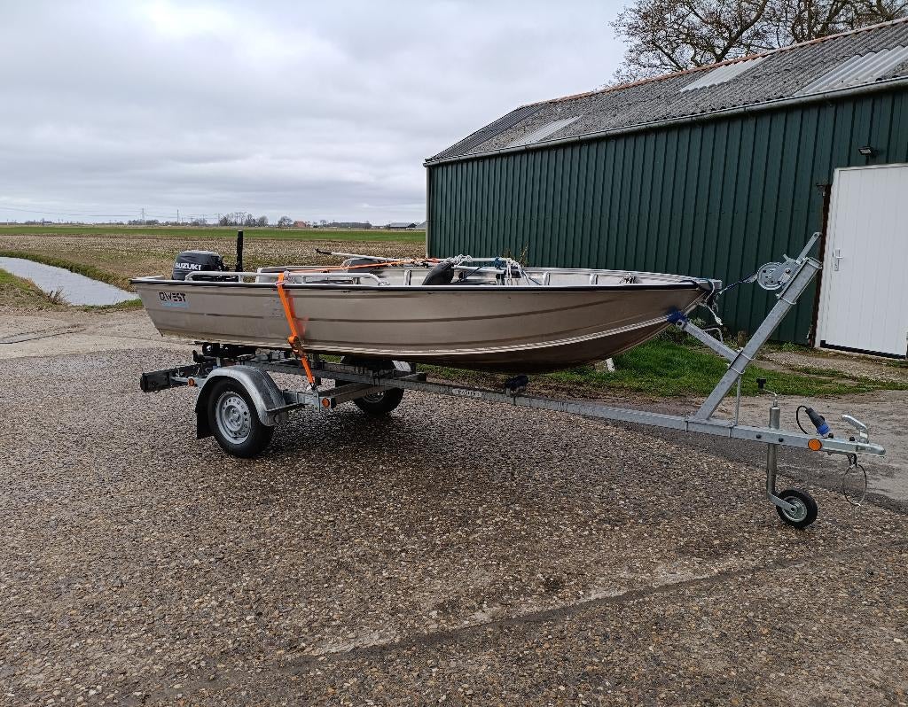 Complete aluminium visboot met 8PK Suzuki aanhangmotor, Watersport en Boten, Ophalen, 10 tot 30 pk, Aluminium, Zo goed als nieuw