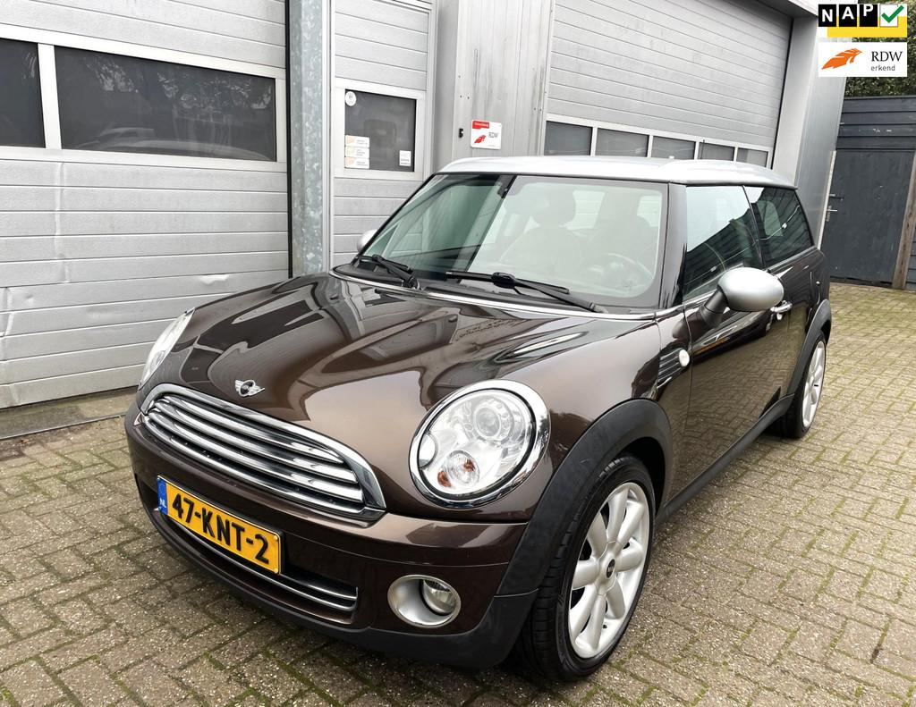 Mini Mini Clubman 1.6 Cooper Busines Line-Leder-Clima-Cruise, Voorwielaandrijving, Gebruikt, 4 cilinders, 4 stoelen