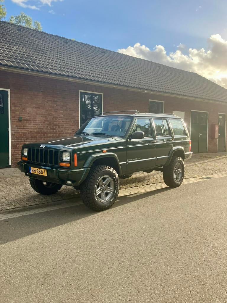 Jeep XJ Cherokee 4.0, Automaat, 1490 kg, 4000 cc, Leder