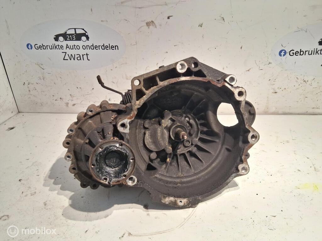 5-versnellingsbak Vw Golf III 1.6 GL ('91-'97) DGH, Auto-onderdelen, Gebruikt, Volkswagen, Ophalen of Verzenden, Volkswagen