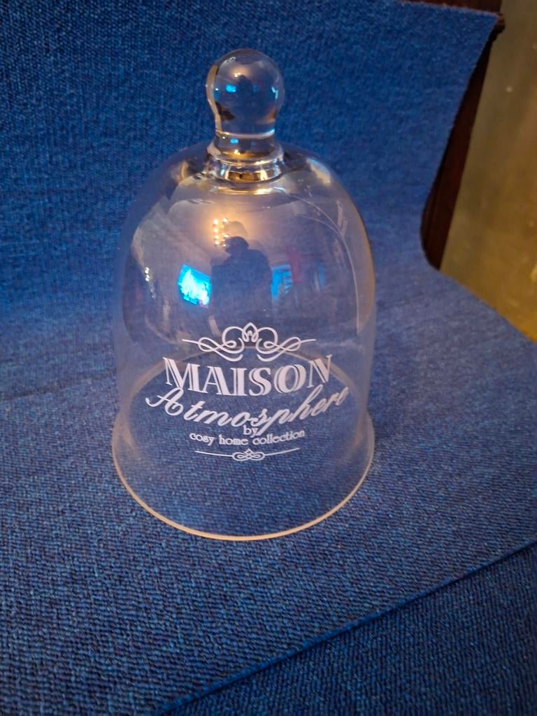 Glazen stolp Maison Atmosphere, Ophalen