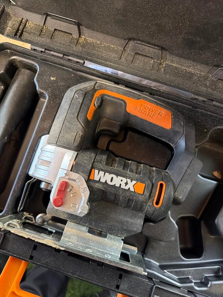 Worx Decoupeerzaag (WX543) + Accu/Lader Optioneel, Gebruikt, Ophalen of Verzenden, Minder dan 600 watt, Decoupeerzaag