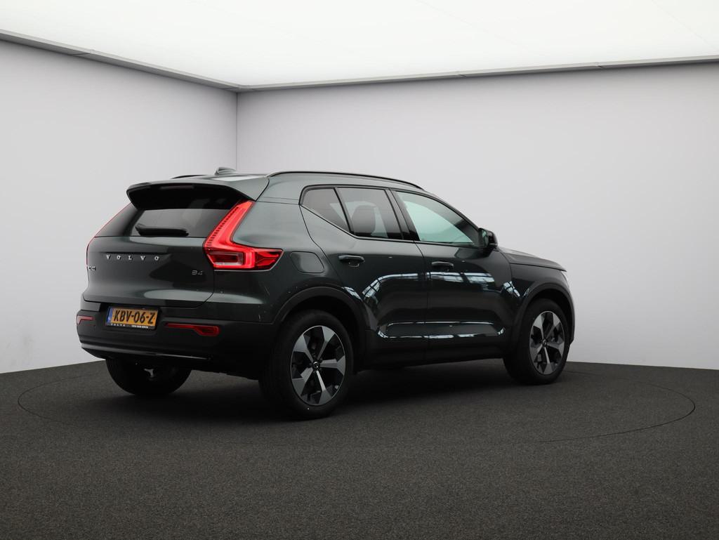 Volvo XC40 2.0 B4 Plus Dark / Panoramadak / Nubuck Bekleding, Gebruikt, 4 cilinders, Origineel Nederlands, SUV of Terreinwagen