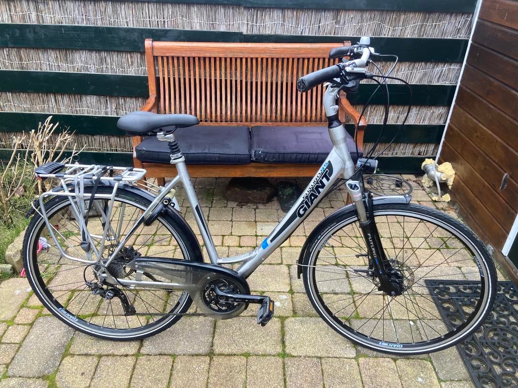 Giant futuro dames fiets, Ophalen of Verzenden, Zo goed als nieuw, Giant, Versnellingen