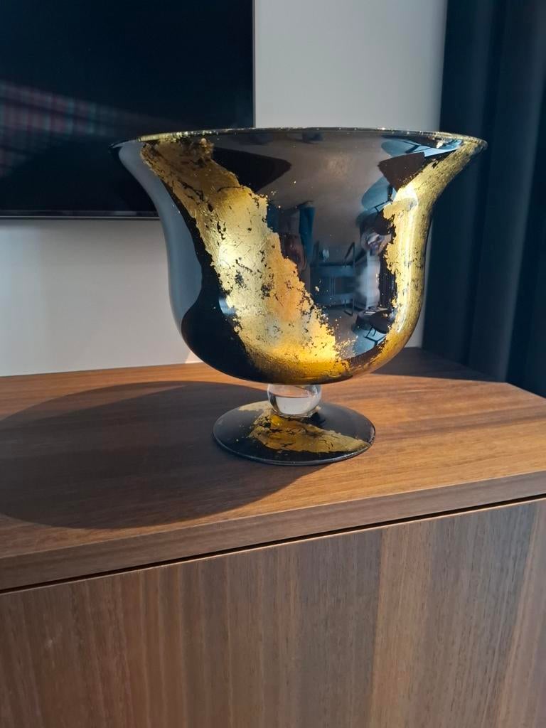 Unieke Decoupage Vaas op Voet - Bladgoud Zwart (20x24cm), Ophalen, Zwart, Nieuw, Glas