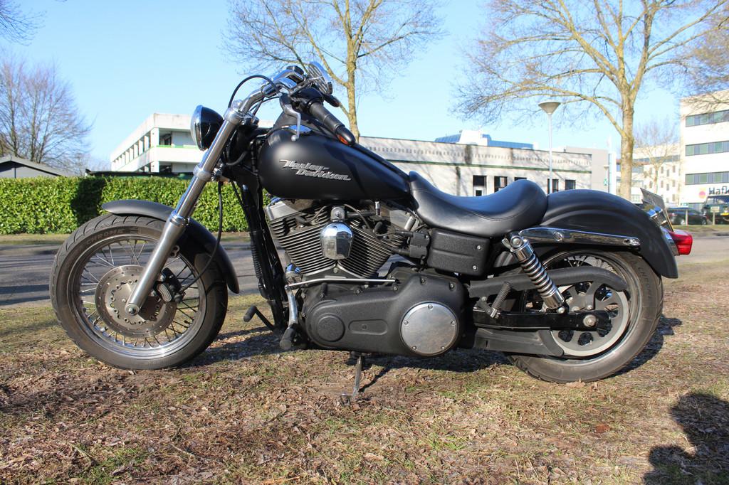 Harley-Davidson Dyna Street Bob FXDBi - foto 3