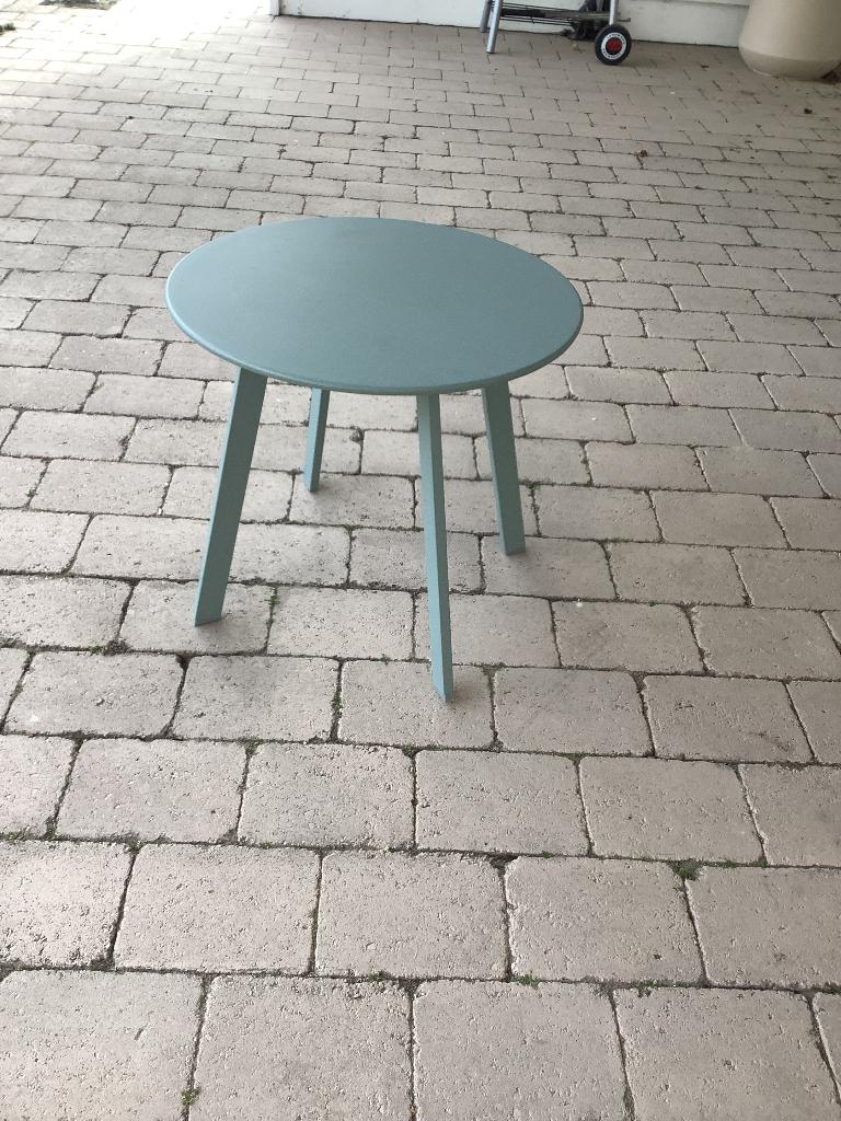 Bijzettafel Latte van Intratuin, groen, doorsnede 45 cm, Tuin en Terras, Ophalen, Gebruikt, Rond, Metaal