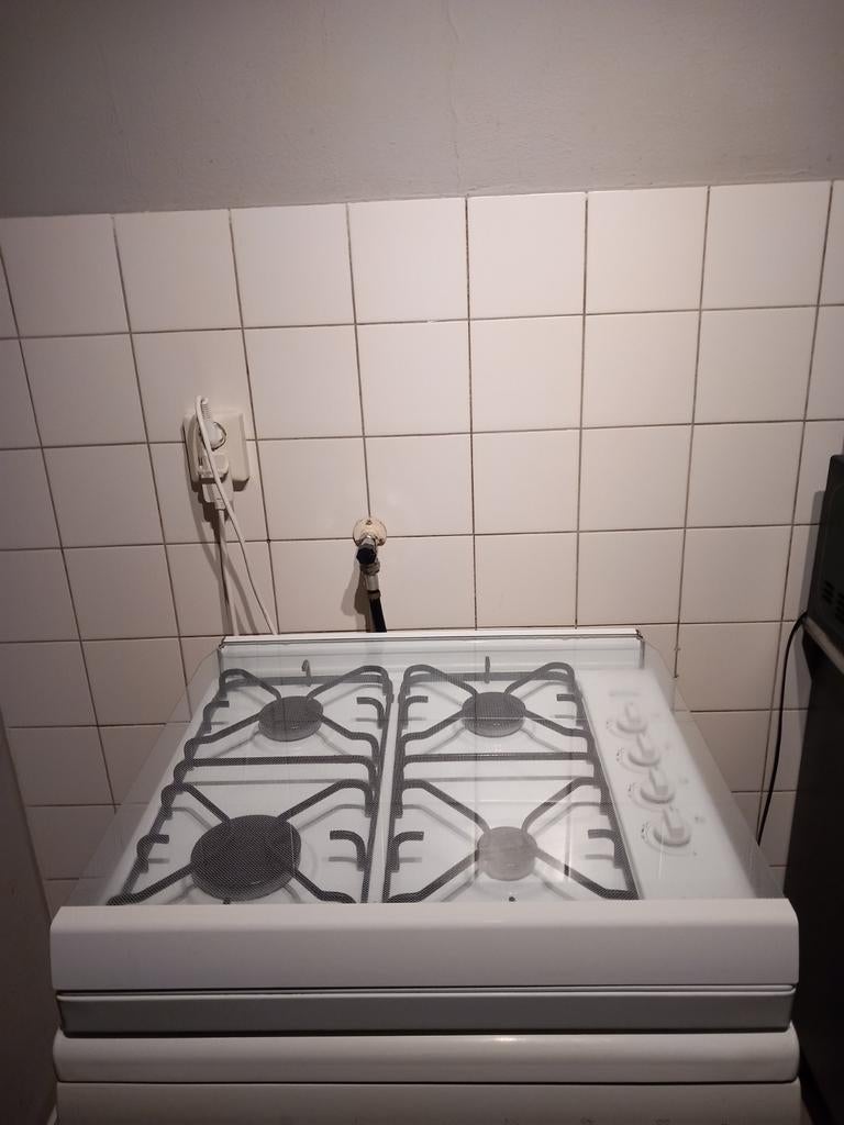 Bosch kookplaat met electrische ontsteking. Ophalen in Delft, Witgoed en Apparatuur, Fornuizen, Ophalen, 4 kookzones, Zo goed als nieuw