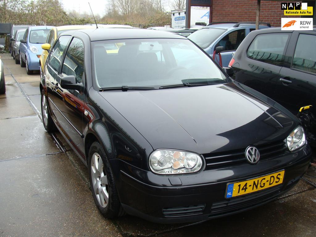 Volkswagen Golf 1.6-16V Sportline airco elek pak nap apk, Voorwielaandrijving, Gebruikt, Startonderbreker, 4 cilinders