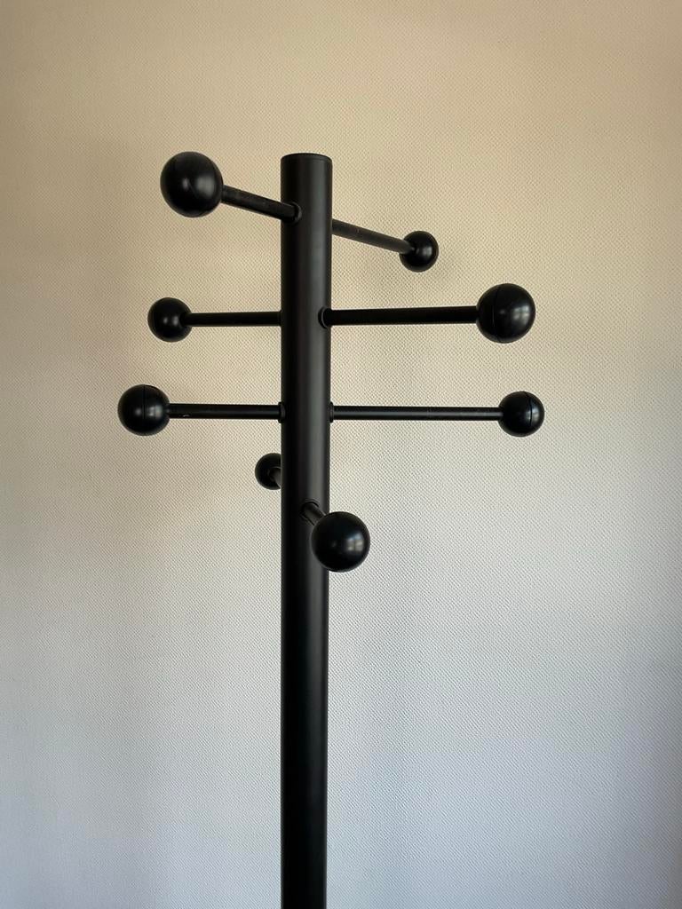 Vintage Space Age Staande Kapstok met Bollen - Zwart, Huis en Inrichting, Woonaccessoires | Kapstokken, Ophalen, Gebruikt, Metaal
