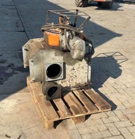 Kaweco voorsnijkast giertank, Ophalen