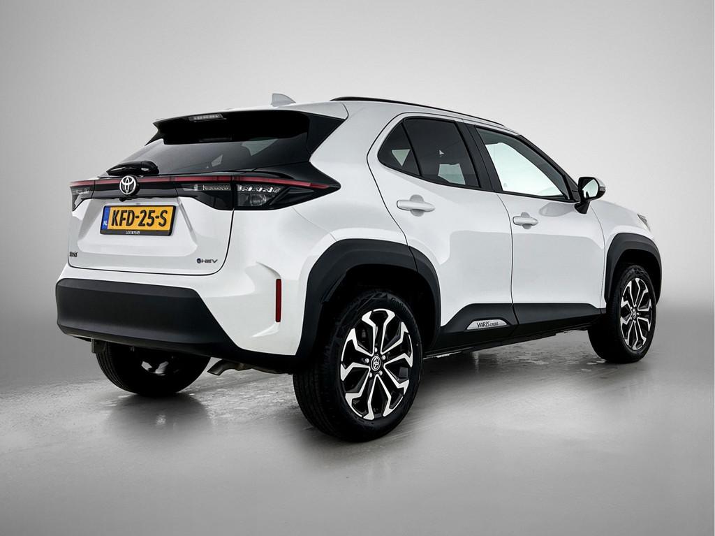 Toyota Yaris Cross 1.5 Hybrid 115 First Edition (bj 2025), 12 maanden, Stof, Gebruikt, Start-stop-systeem